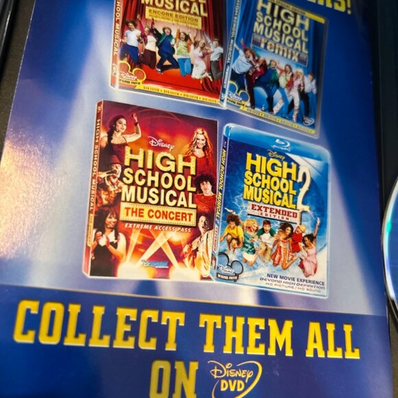 High School Musical 2 Extended Edition Starring Zac Efron DVD  Preloved - Picture 2 of 8